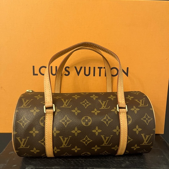 Louis Vuitton cylinder bag - Picture 1 of 5